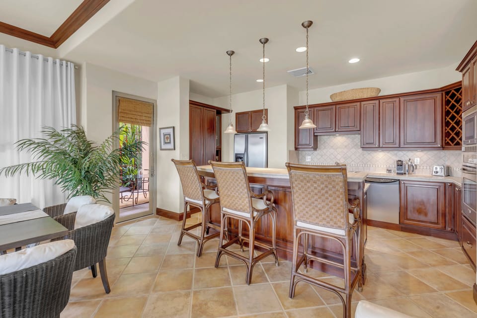 Premium Condo, Ocean View | Private kitchen | Full-size fridge, microwave, stovetop, dishwasher