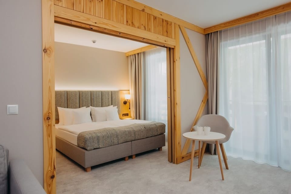 Superior Room | Egyptian cotton sheets, premium bedding, minibar, in-room safe