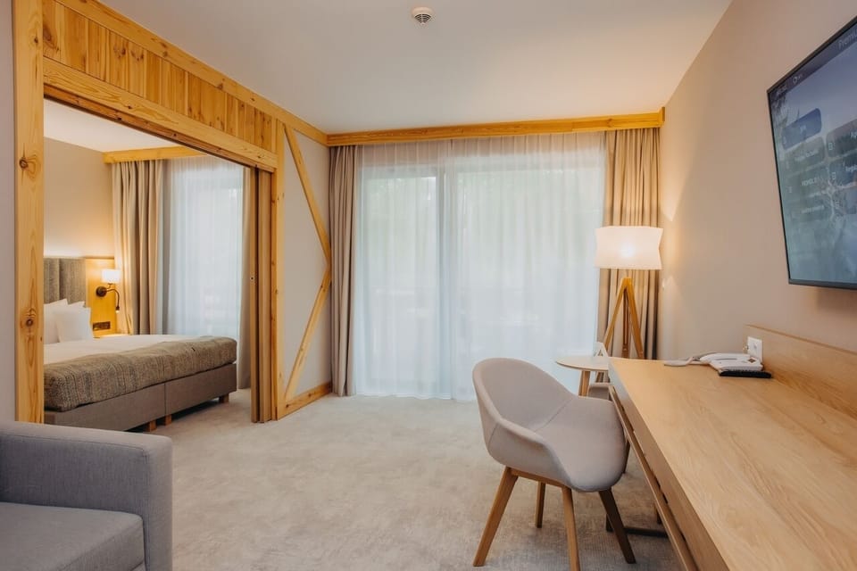 Superior Room | Egyptian cotton sheets, premium bedding, minibar, in-room safe