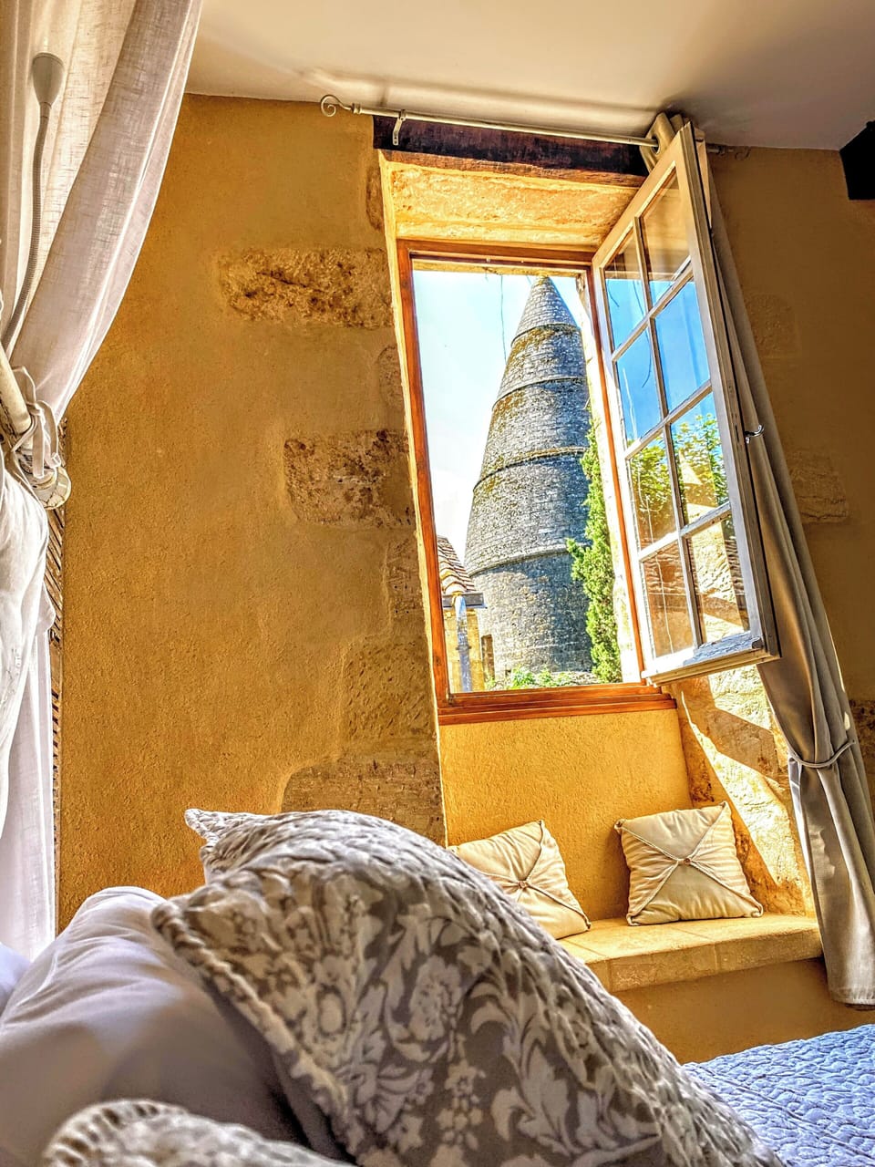 Room (The Courtyard) | Individually decorated, individually furnished, free WiFi, bed sheets
