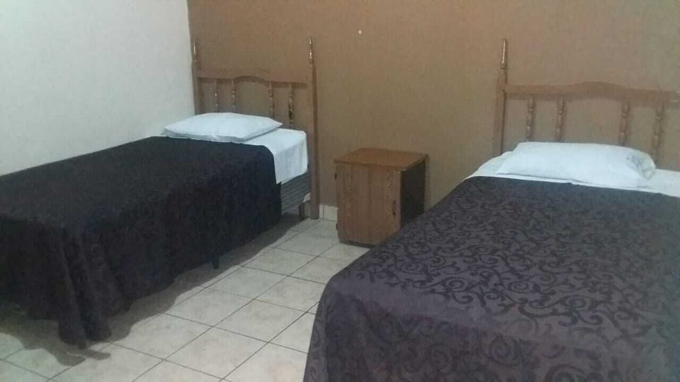 Quadruple Room | Free WiFi, bed sheets