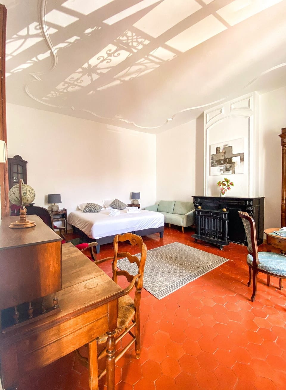 Family Suite, 2 Bedrooms, Non Smoking, Private Bathroom | Premium bedding, individually decorated, individually furnished