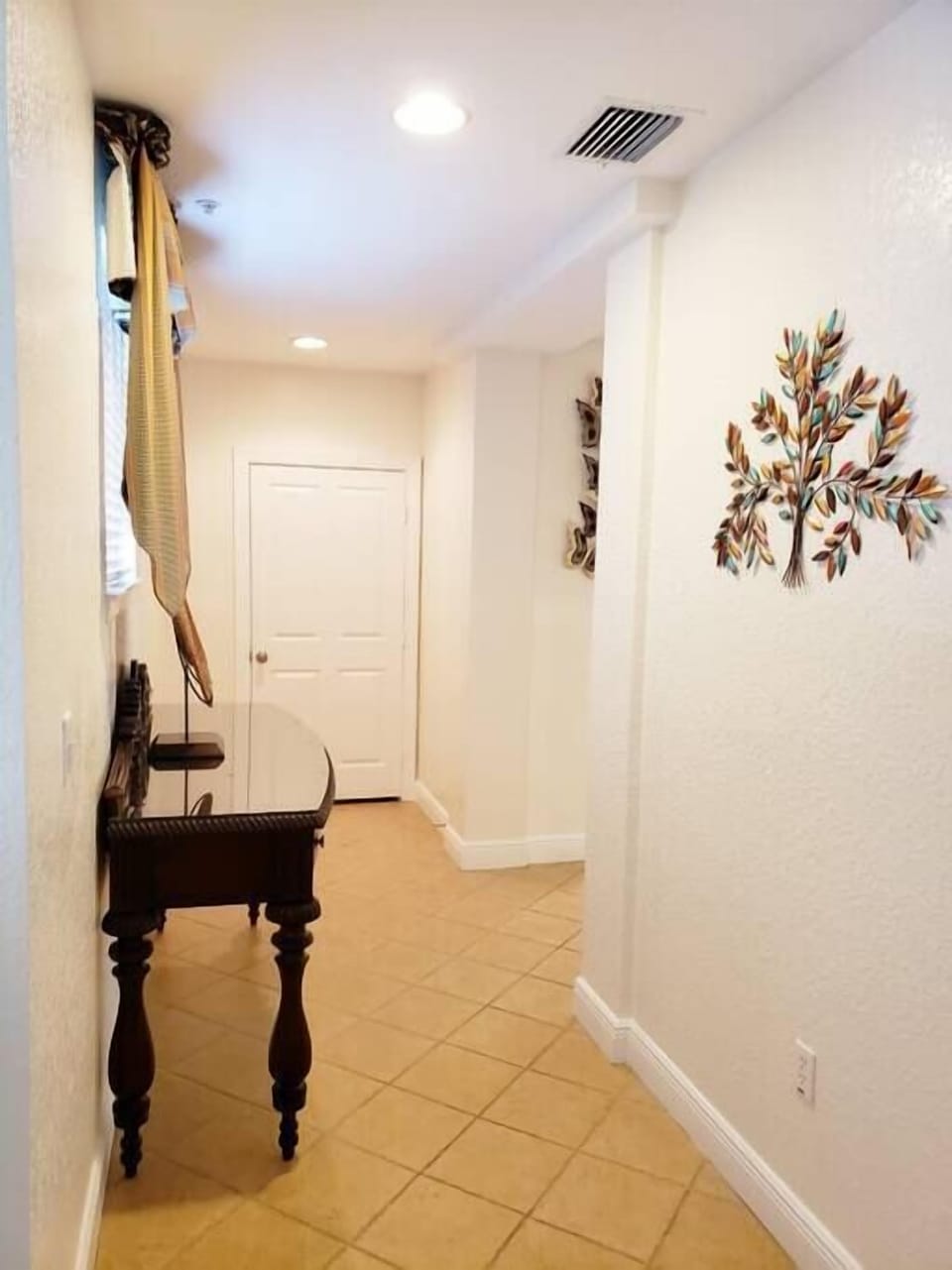 2nd floor hallway to kitchen & family room