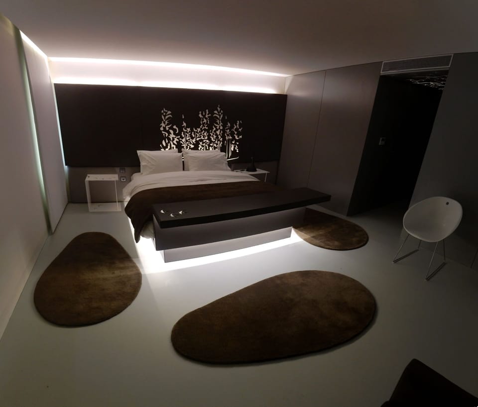 Suite, 1 King Bed (3) | 1 bedroom, minibar, in-room safe, individually decorated