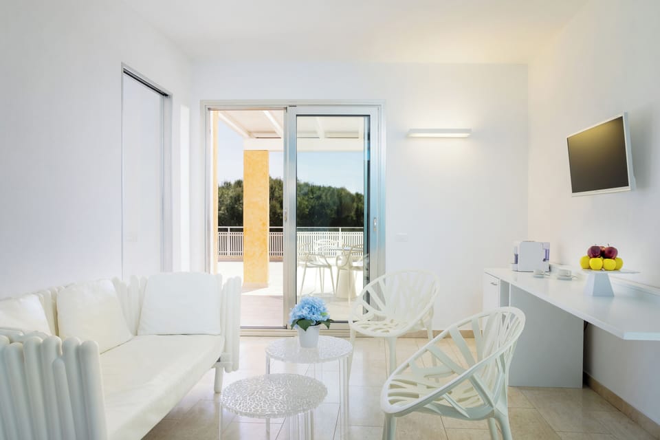 Suite Due Camere da letto con Vista mare | Minibar, in-room safe, desk, free WiFi