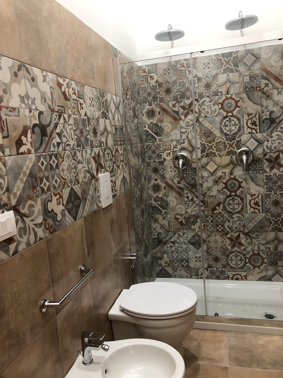 Double Room, 1 Queen Bed | Bathroom | Shower, rainfall showerhead, hair dryer, bathrobes