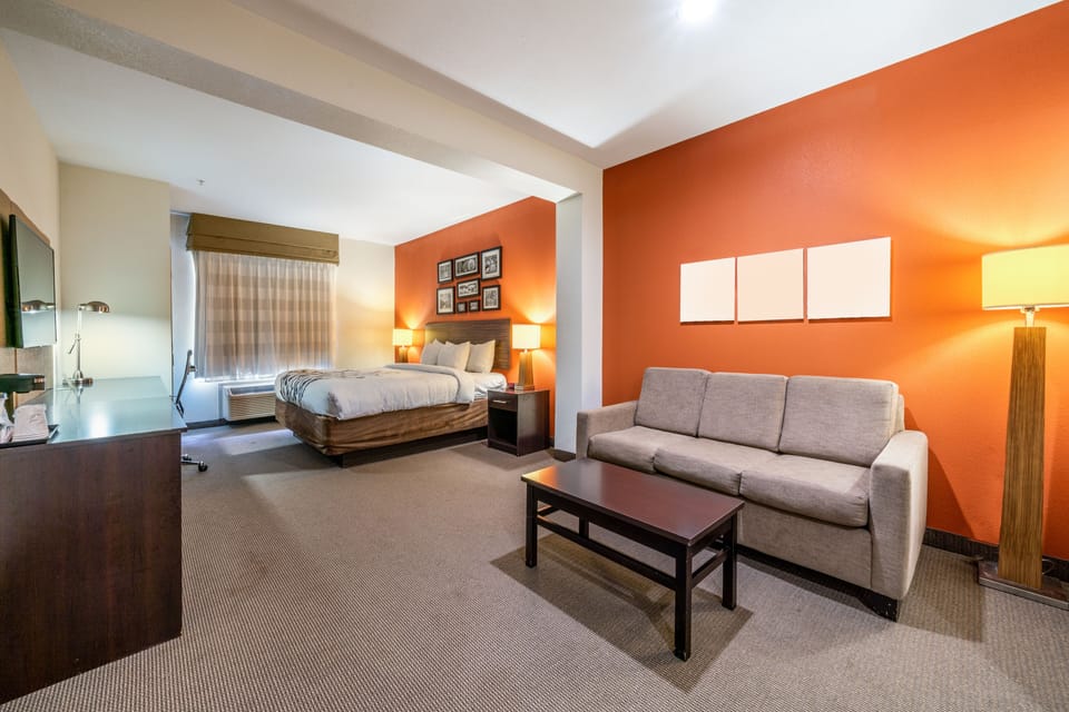 Premium bedding, desk, laptop workspace, free WiFi