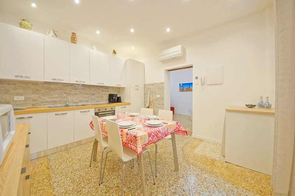 Apartment, 2 Bedrooms, Patio | Private kitchen | Full-size fridge, microwave, oven, stovetop