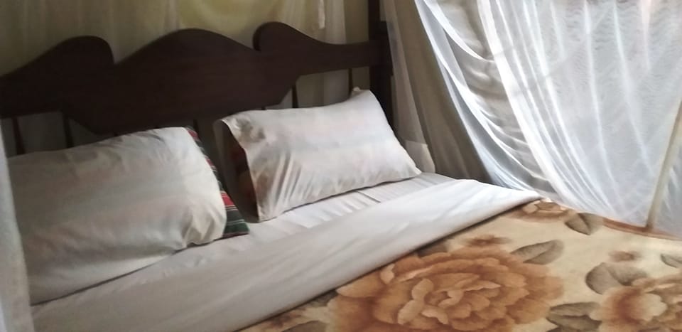 Desk, soundproofing, bed sheets