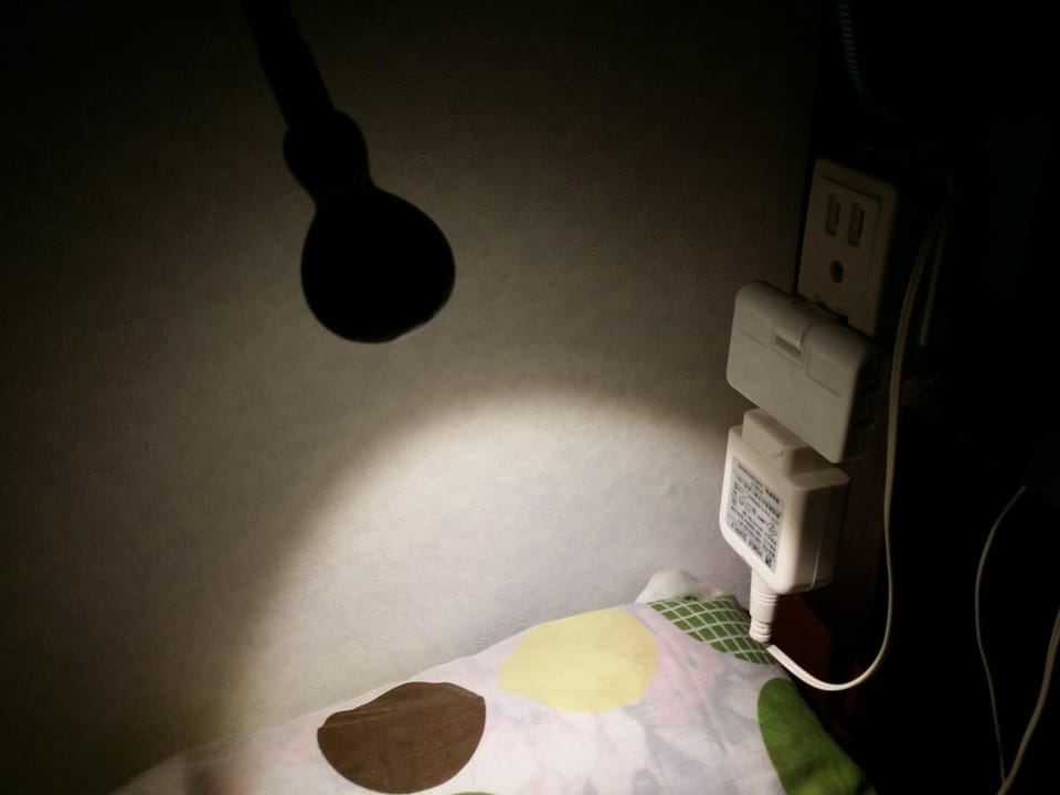 WiFi (free), bed sheets