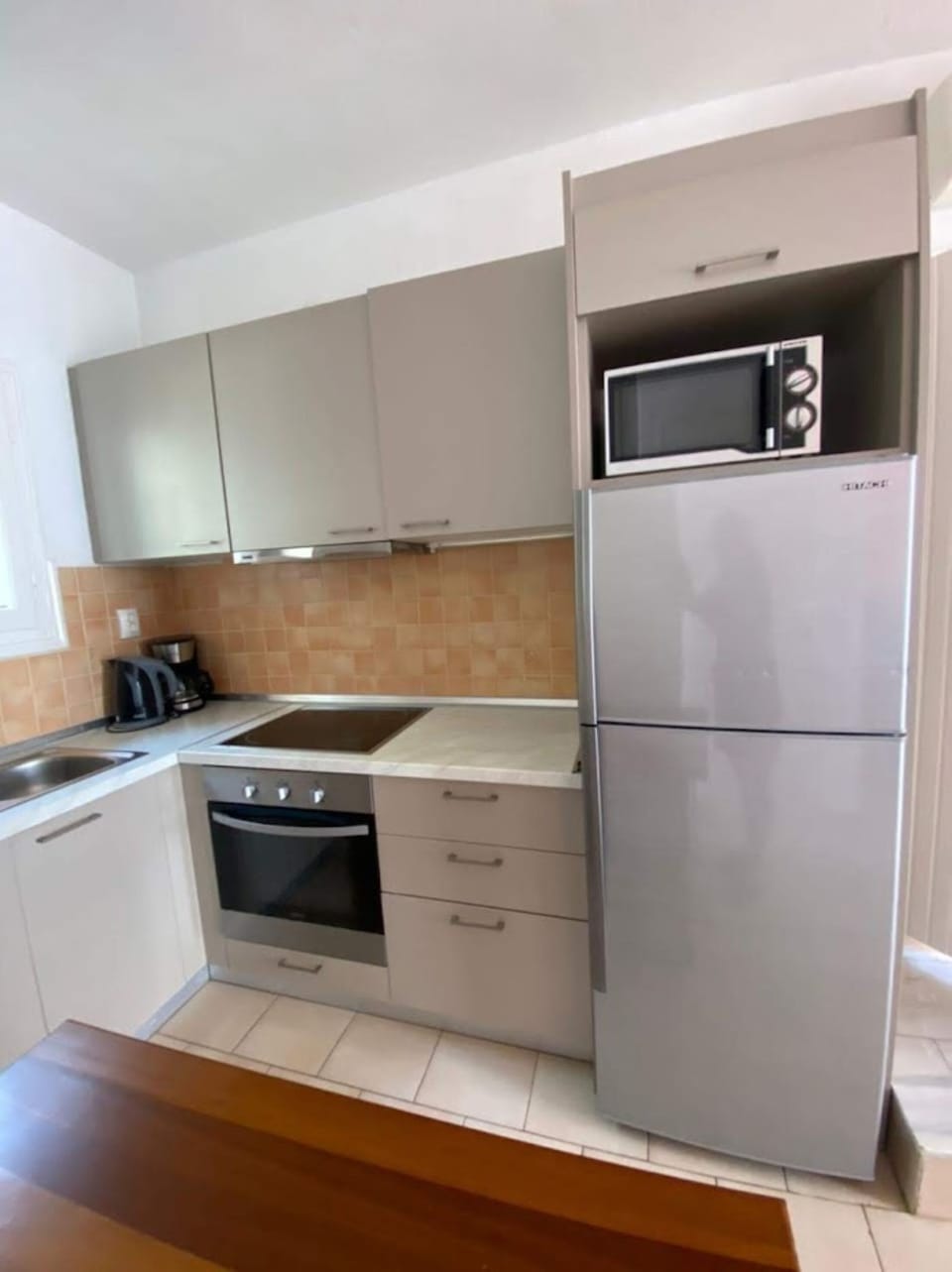 Apartment, 2 Bedrooms, Sea View | Private kitchen | Oven, stovetop, cookware/dishes/utensils