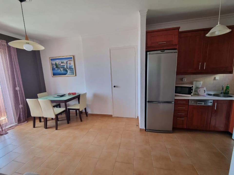 Luxury Apartment, 2 Bedrooms | Living area | Flat-screen TV