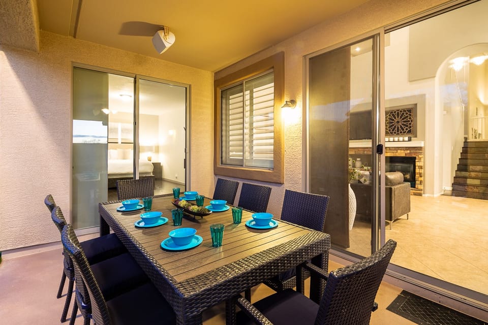 Covered Patio Dining Area