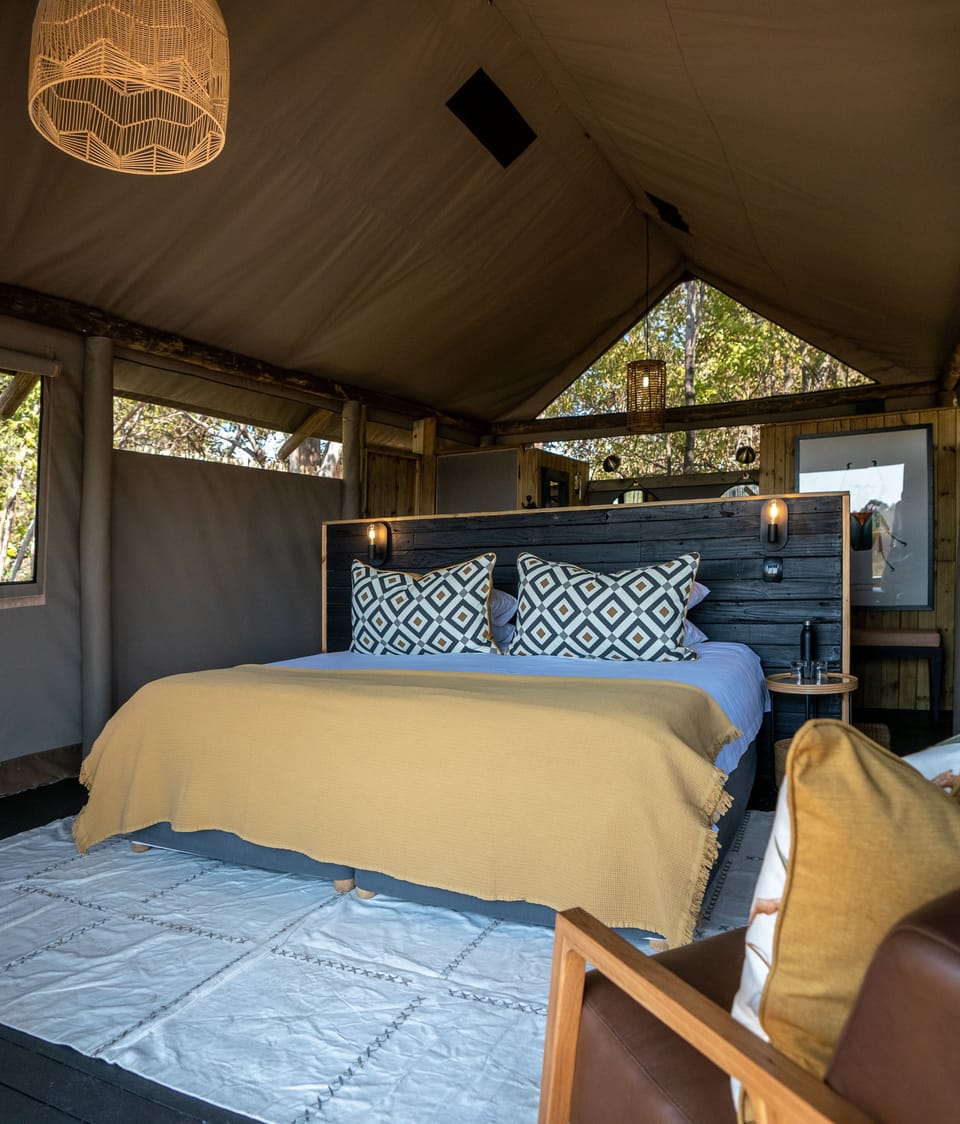 Tent | Premium bedding, in-room safe, desk, bed sheets