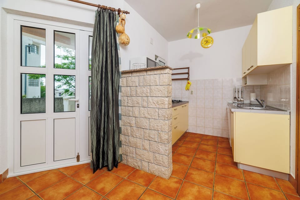Apartment (A2) | Private kitchen | Fridge, microwave, stovetop, espresso maker