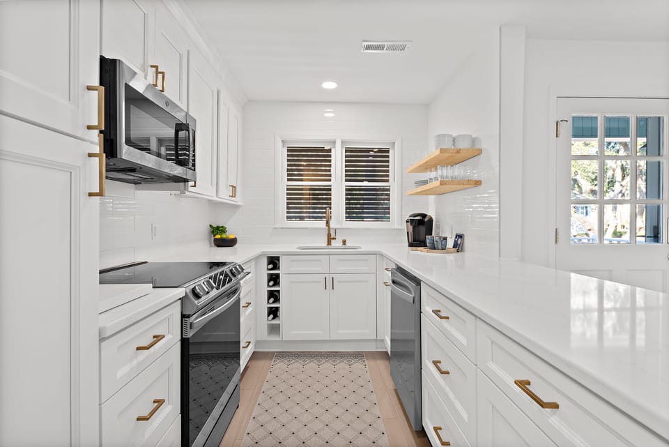 Any family chef will be delighted to work in this kitchen,