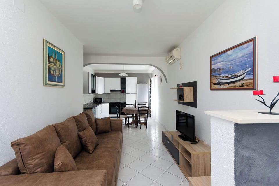 Apartment (A1) | Living room