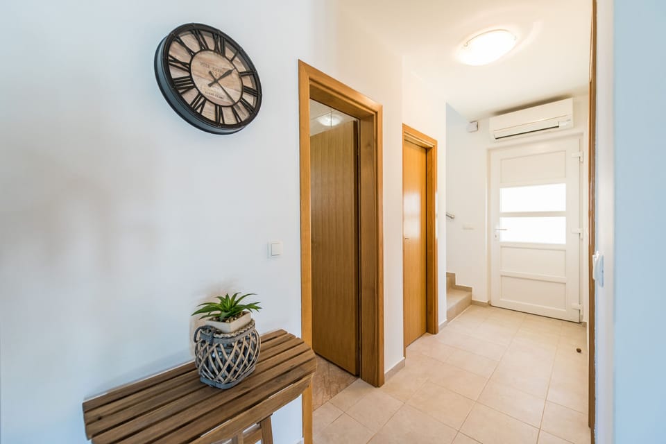 Villa | Hallway