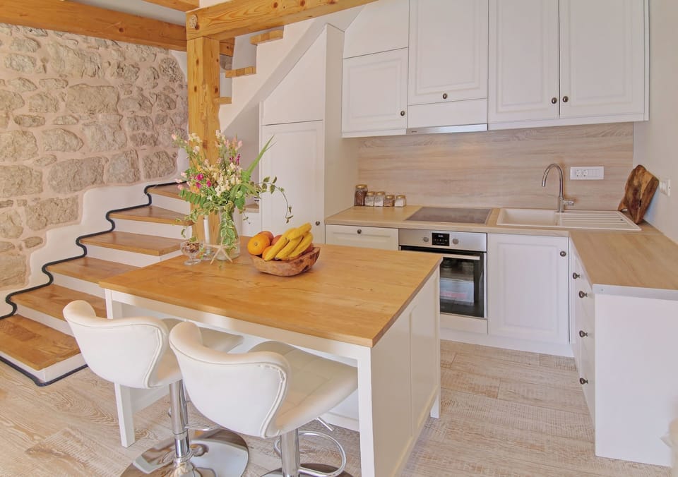 Villa | Private kitchen | Fridge, oven, stovetop, dishwasher