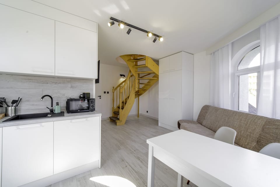 Apartment 2 | Desk, blackout drapes, free WiFi, bed sheets