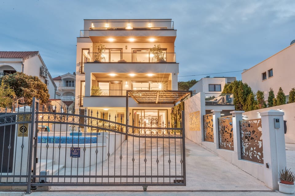 VILLA PALACE AL NERA 