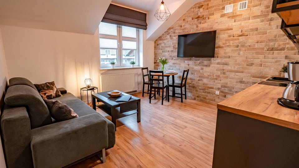 Studio Suite (23) | Living area