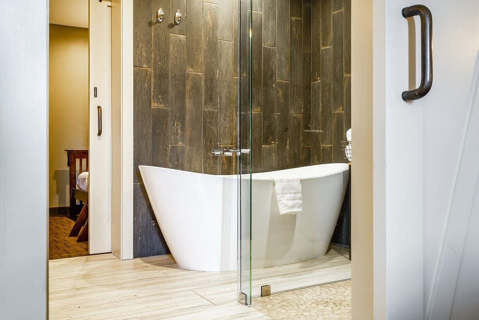Family Suite, 1 Bedroom, Patio, Mountain View | Bathroom | Shower, free toiletries, hair dryer, towels
