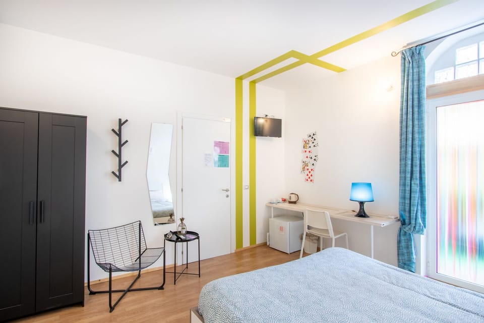 Superior Room, Terrace | Hypo-allergenic bedding, down comforters, minibar, in-room safe