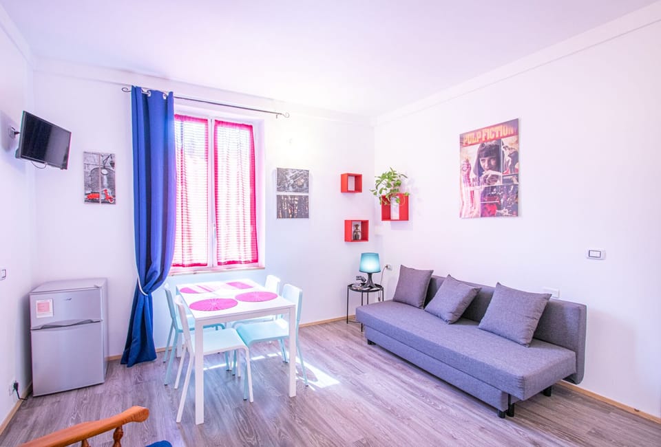 Design Condo, 1 Bedroom | Living area | TV