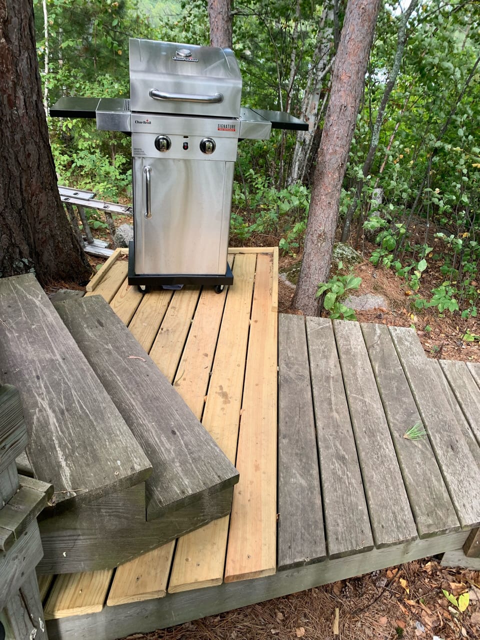 Gas Grill is connected to the 500 Pound LP Tank. No Tanks to swap.