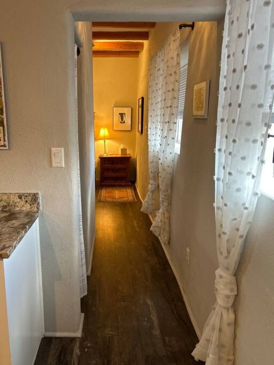 Bedroom Hallway (31-in clear)