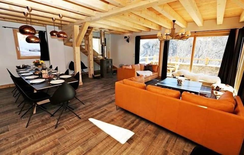 Loads of room at the dining table and the open-concept is always nice for the cook.