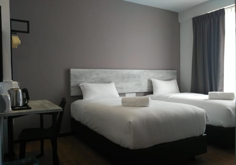 Superior Twin Room | Desk, laptop workspace, iron/ironing board (on request)