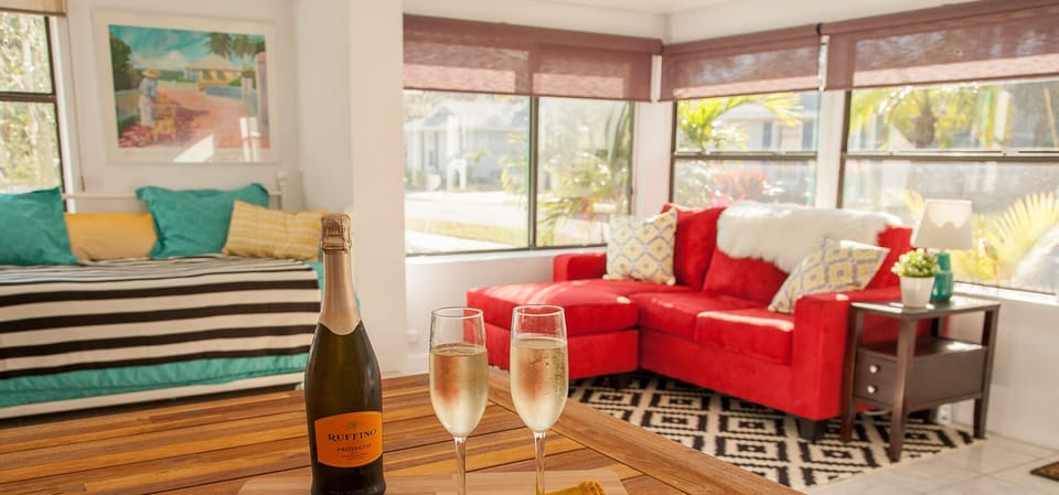 Casa del Tren - A Vacation Home that Takes Fun Seriously! 