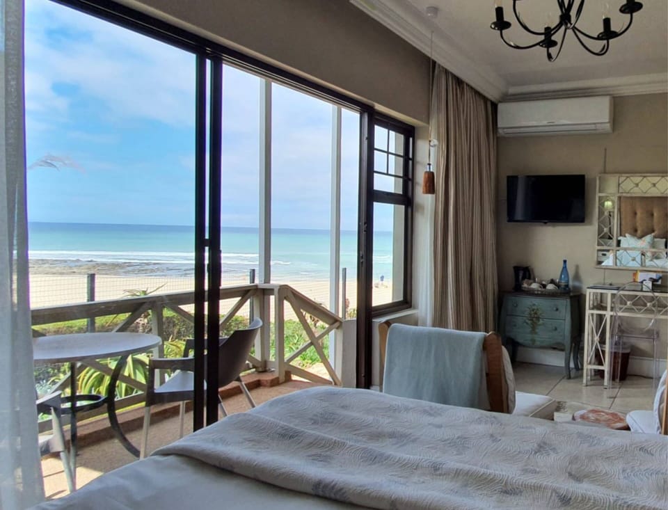 Luxury Room, 1 Bedroom, Ocean View, Garden Area | Terrace/patio