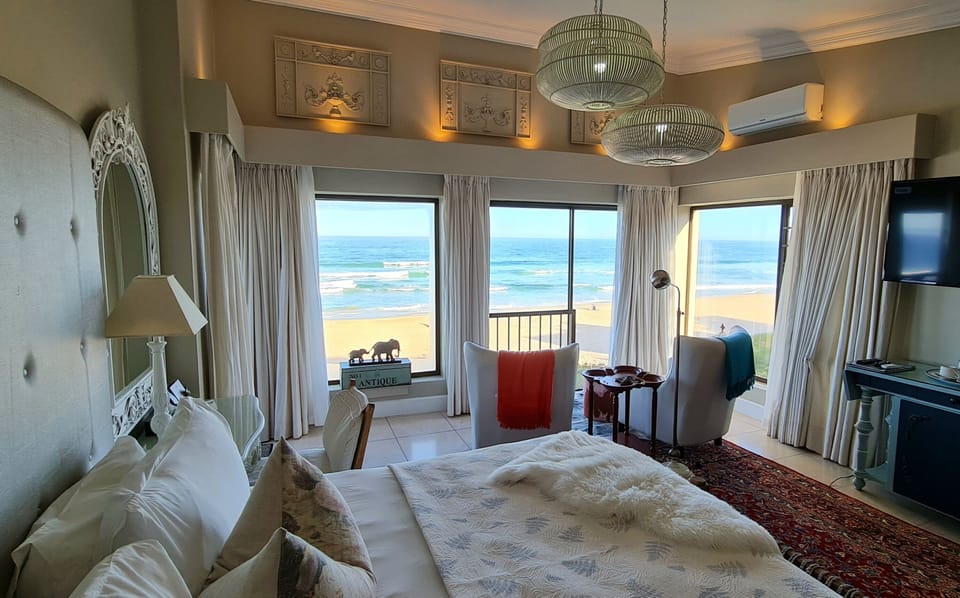 Honeymoon Double or Twin Room, 1 Bedroom, Ocean View, Oceanfront | Premium bedding, minibar, in-room safe, individually decorated