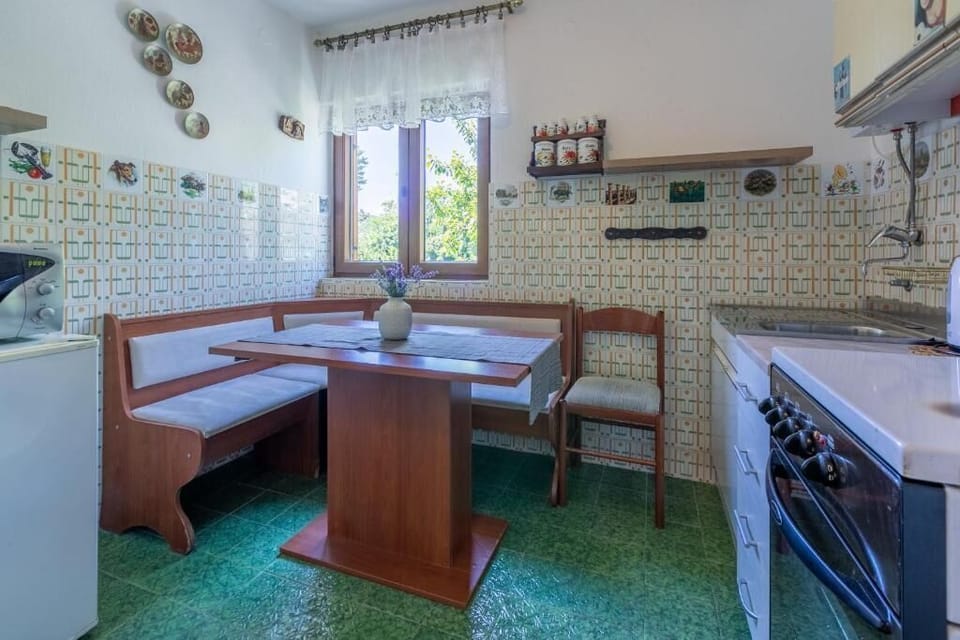 House | Dining