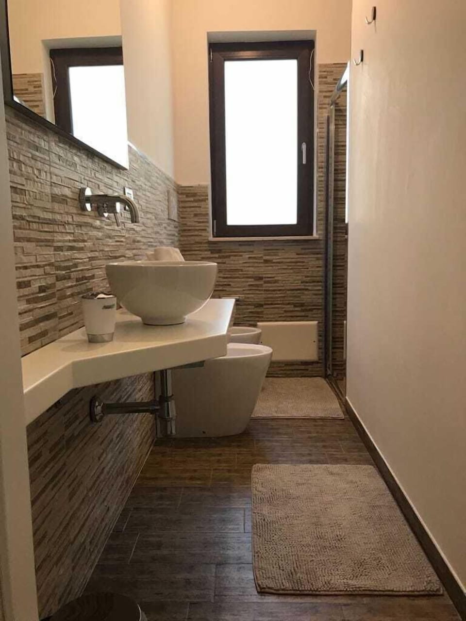 Double Room, Garden View | Bathroom | Shower, bidet, towels