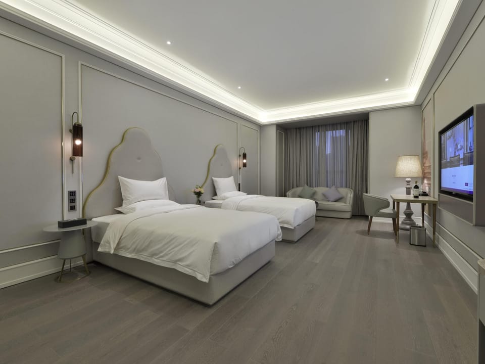 Superior Room, 2 Twin Beds | Minibar (free items), in-room safe, desk, blackout drapes