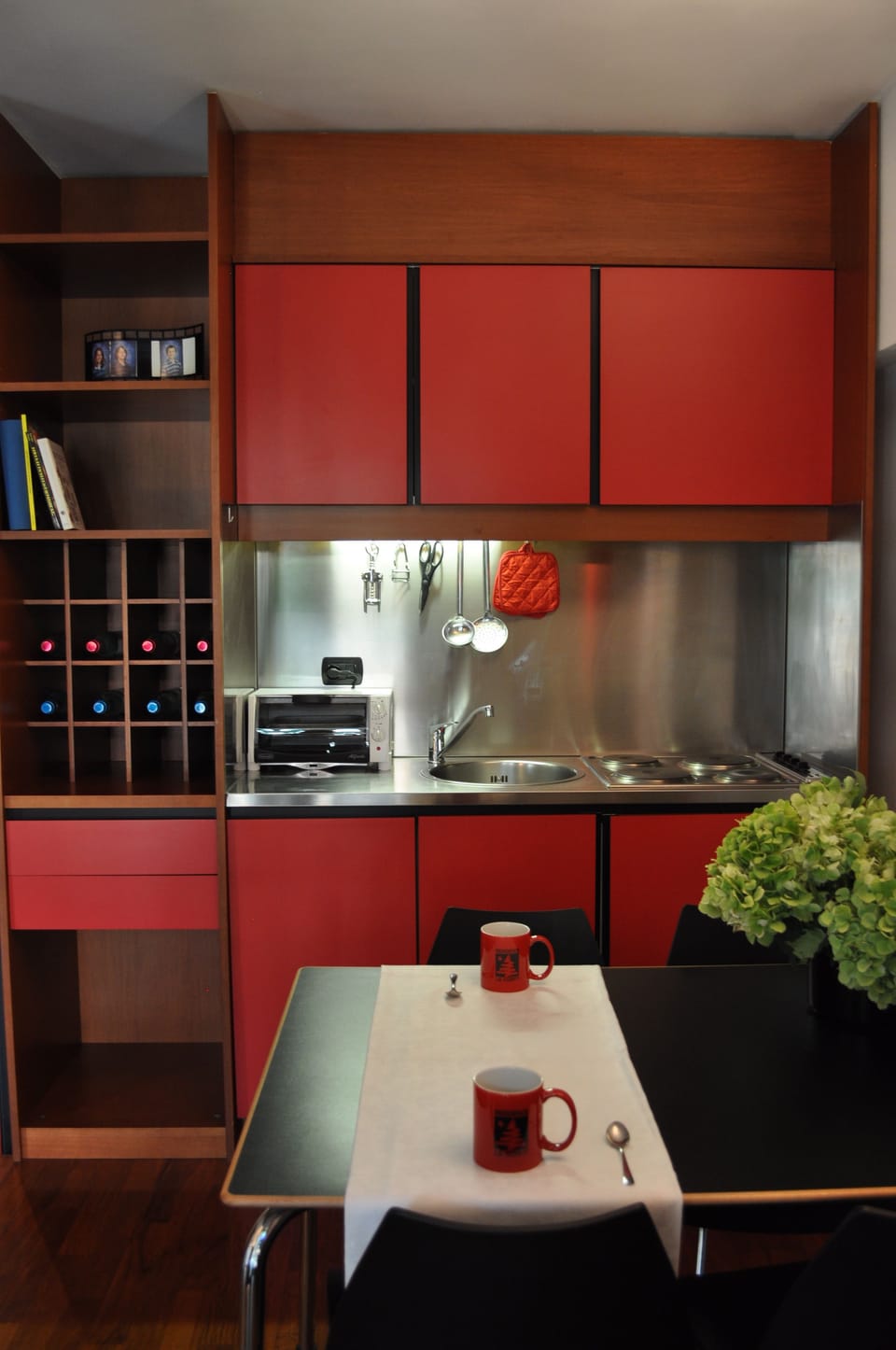 Apartment, 1 Bedroom (2 Adults and 2 Children) | Private kitchenette | Fridge, stovetop, dishwasher, electric kettle
