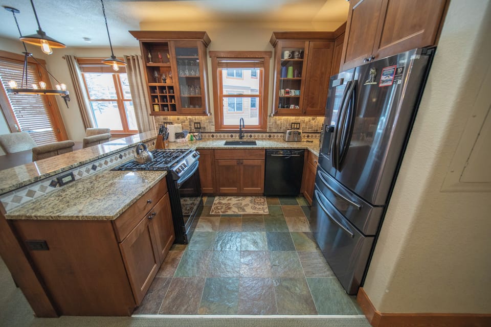 Fully equipped kitchen