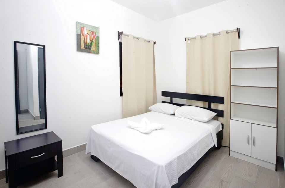 1 bedroom, individually furnished, iron/ironing board, free WiFi