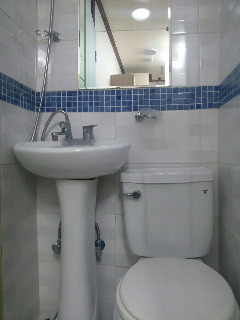 Shower, free toiletries, hair dryer, slippers