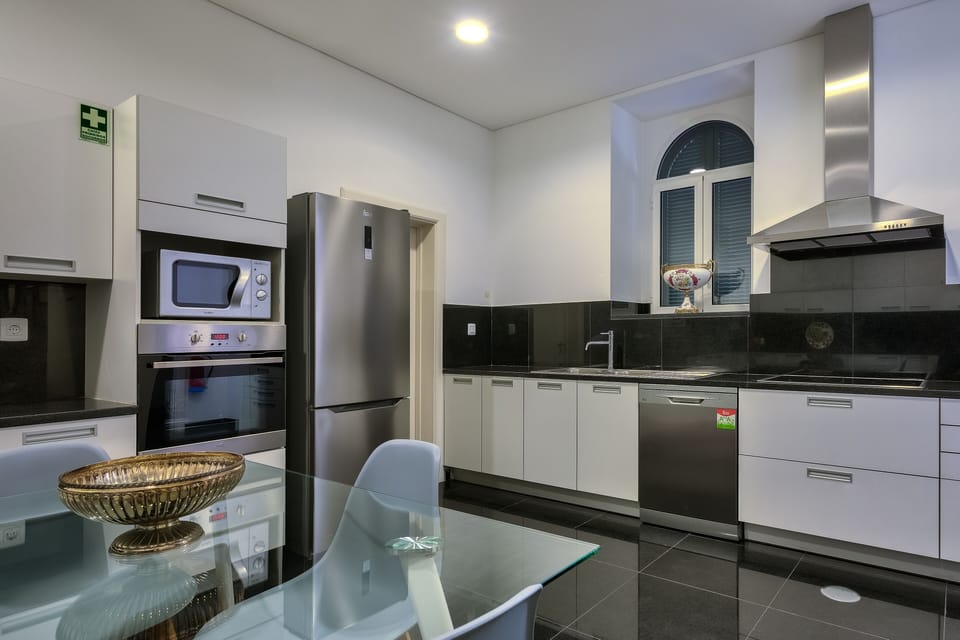 Villa, 4 Bedrooms, Private Pool | Private kitchen | Fridge, microwave, oven, stovetop