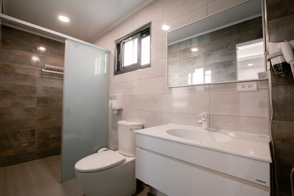 Double Room | 1 bedroom, desk, free WiFi, bed sheets