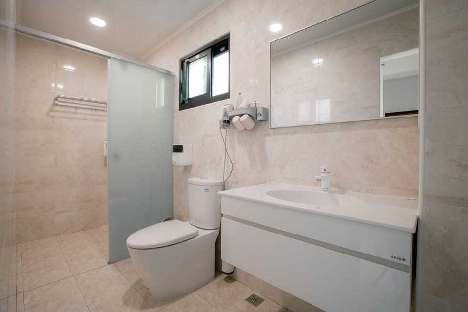 Double Room | 1 bedroom, desk, free WiFi, bed sheets