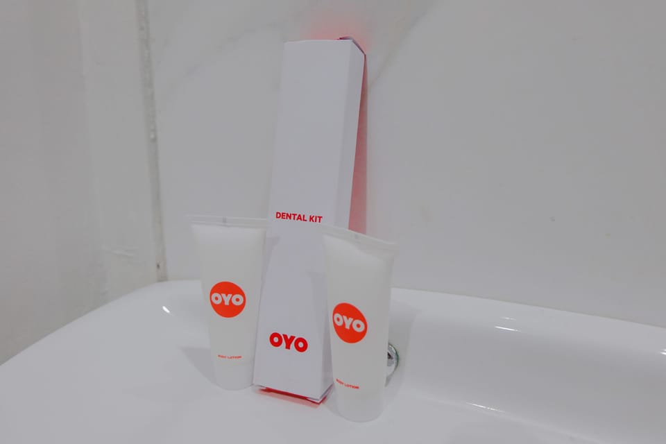 Deluxe Double Room | Bathroom amenities | Shower, towels