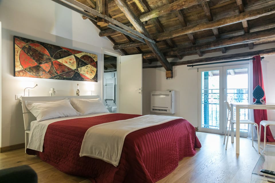 Deluxe Double Room (MANSARDINA) | Hypo-allergenic bedding, down comforters, free minibar, in-room safe