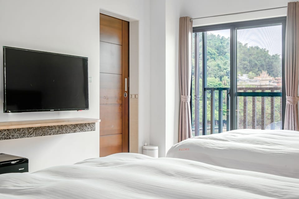 Quadruple Room, Lake View | Blackout drapes, soundproofing, free WiFi, bed sheets