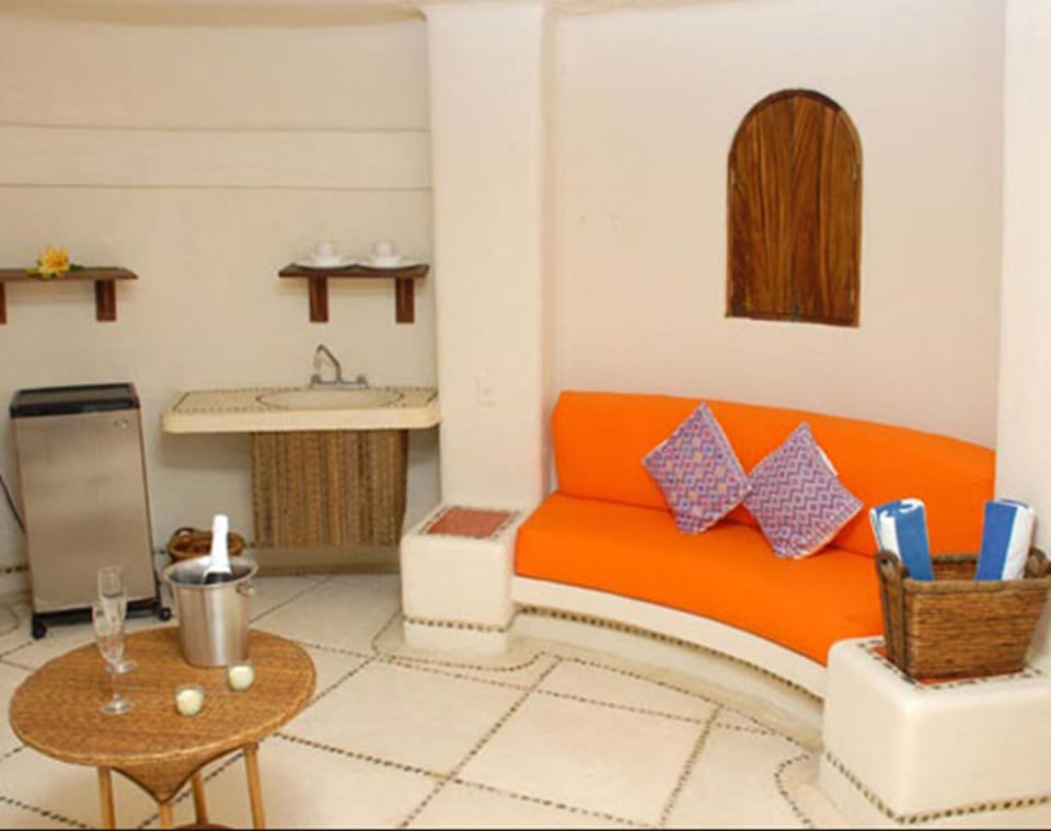 Villa El Faro, 360 View, Stairs | Living area | 43-inch flat-screen TV with satellite channels, plasma TV